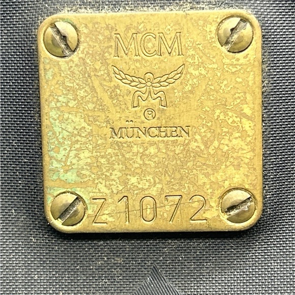 MCM VISETOS shoppers bag small tote. Black in color zipper top - Picture 12 of 12